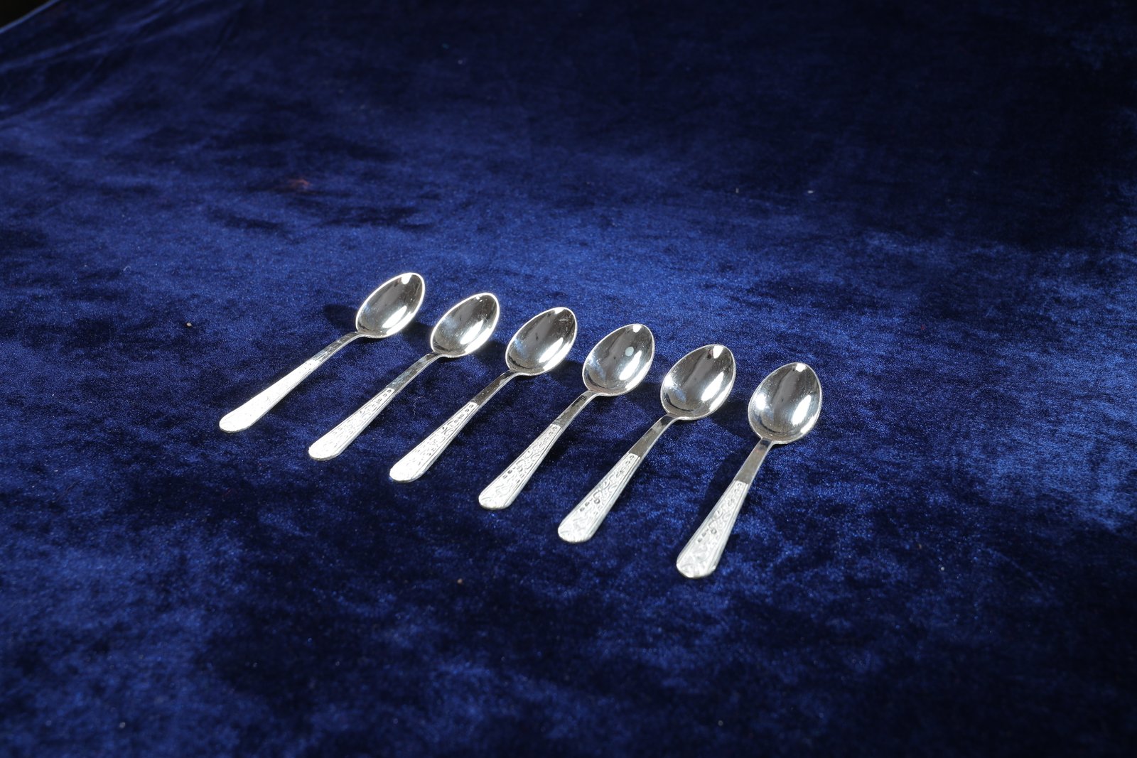  Spoon