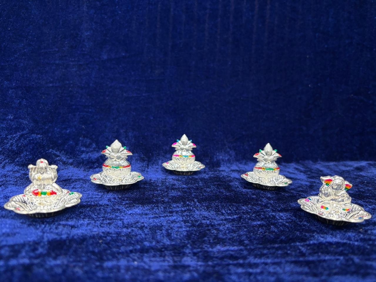 Kumbam,Vinayagar,Lakshmi Agarbathi Stand