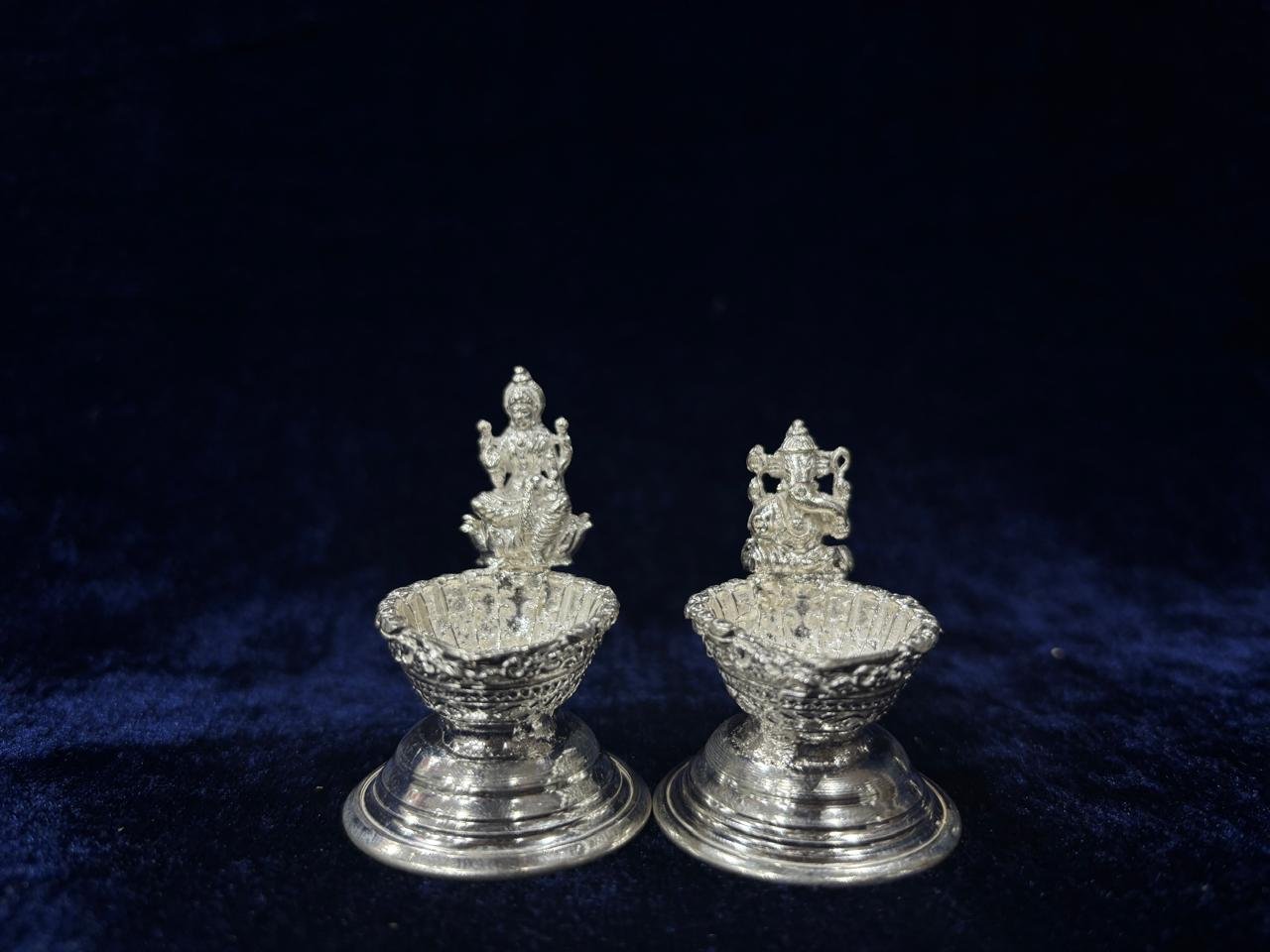 Casting Agal With Gods