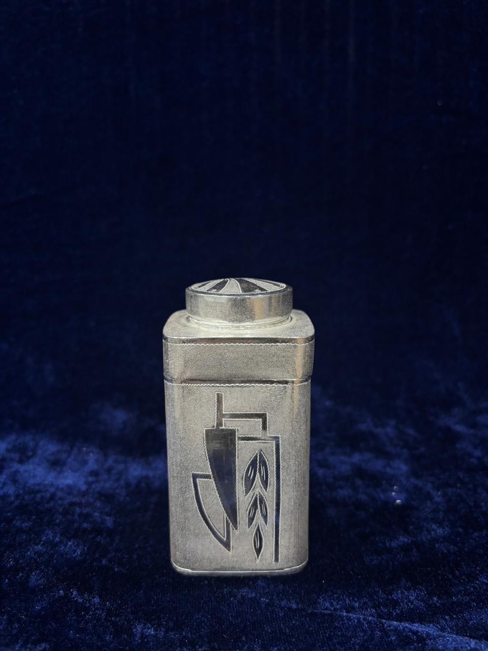 Powder Box