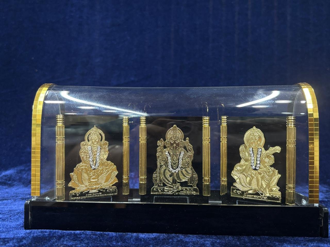 Gold Plated Stands(4*7.5)Inches