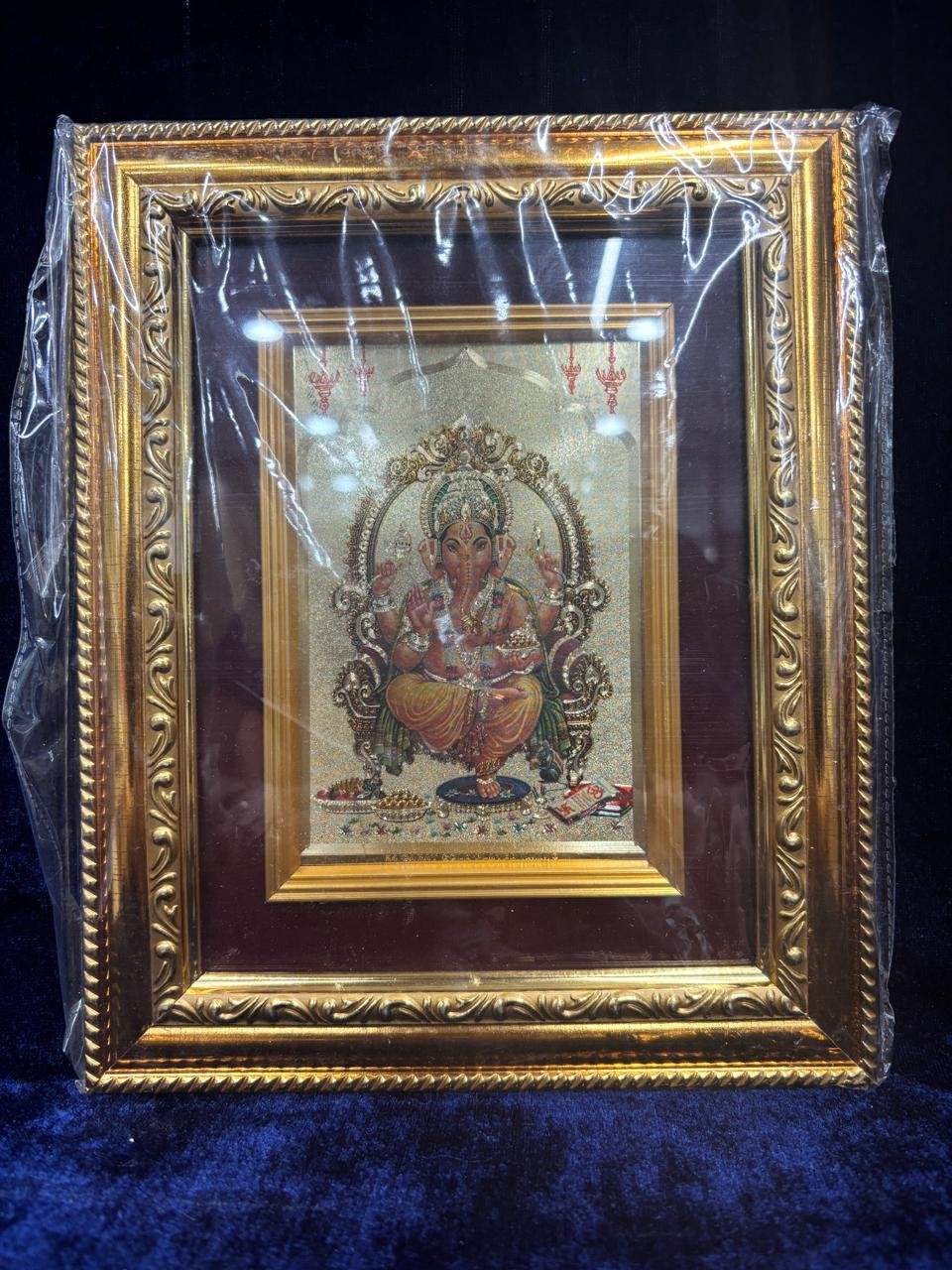 Gold Plated Photo Frames-Gold Border (7.5*6.5) Inches